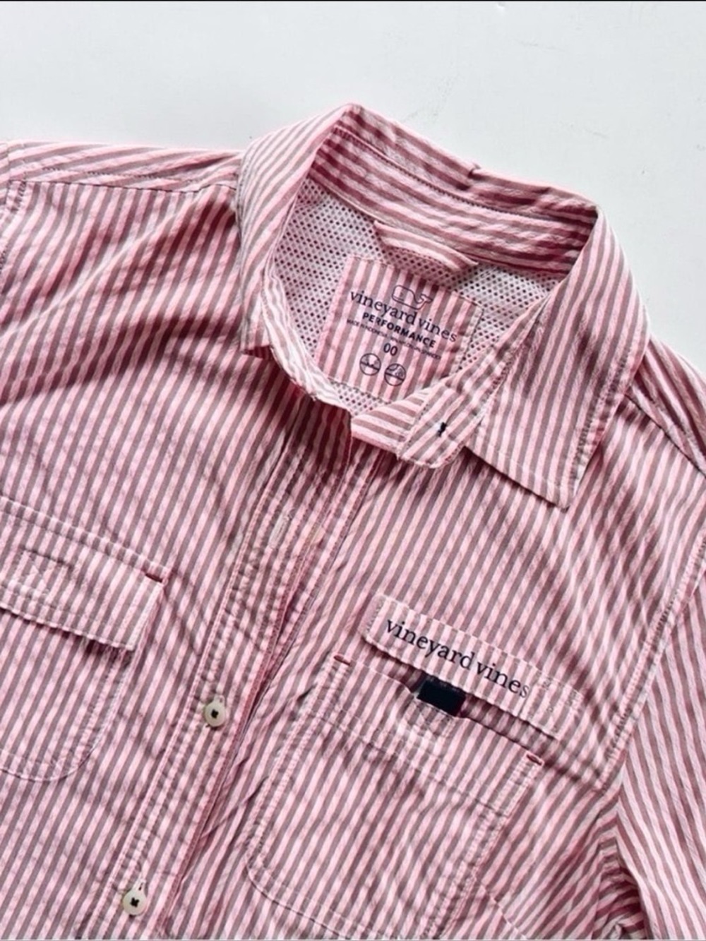 NEW Vineyard Vines Performance Harbor Shirt Dress in Seersucker Red Stripe 00 - Picture 2 of 7